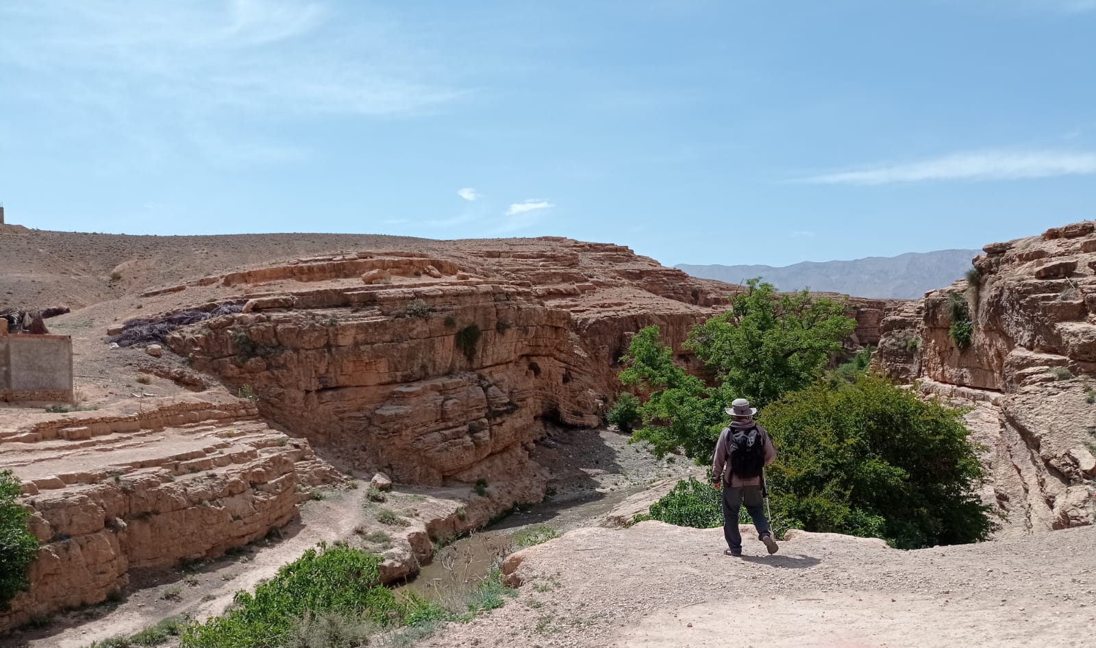 Senderismo en Midelt: Descubre la Belleza Natural del Atlas Central